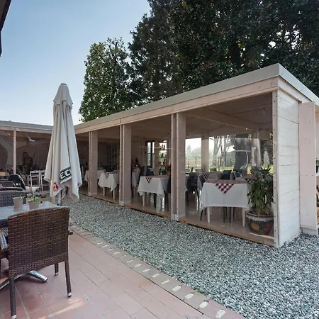 Cascina cattabreghetta-3