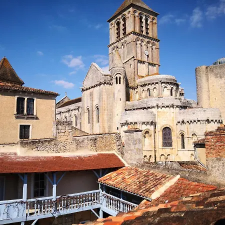 Le Clou-2