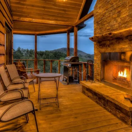 Honey Bear Lodge-2