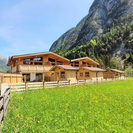 Puitbach Chalet-2