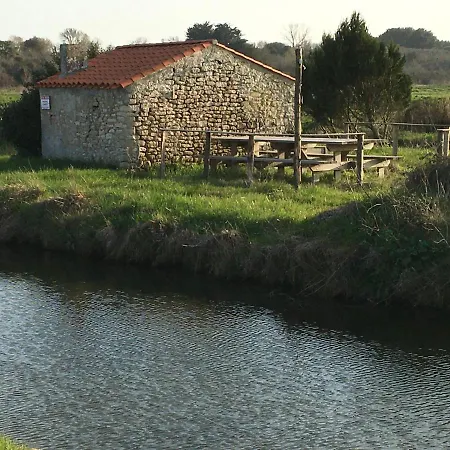 Le Clos De La Viniere-2
