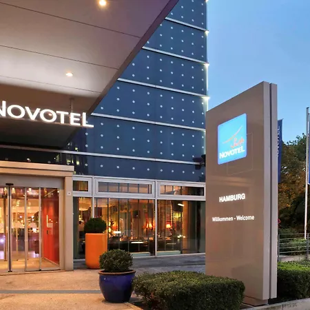 Novotel Suites Hamburg City-2
