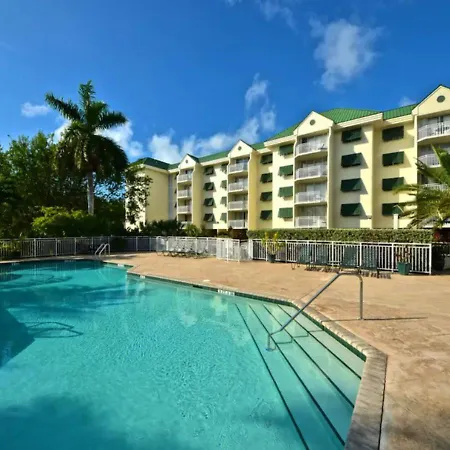 Sunrise Suites By To-3