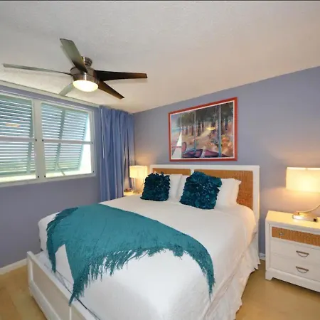 Sunrise Suites By To-2