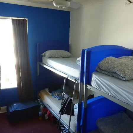 Adelaide Travellers Inn Backpackers Hostel-3