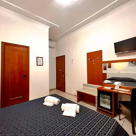 Alius And Freerome Hotel-3