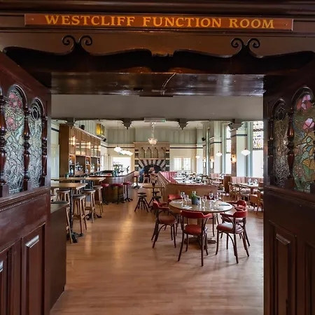 Cliftonville Hotel-3