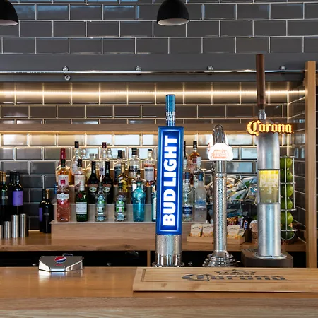 Holiday Inn Express Edinburgh City West By Ihg-3