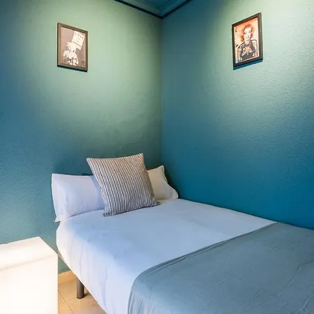 Ideal Hostel Madrid-3