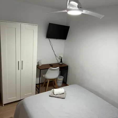 Manrique Rooms-3