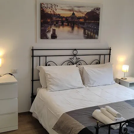 White King Rooms-2