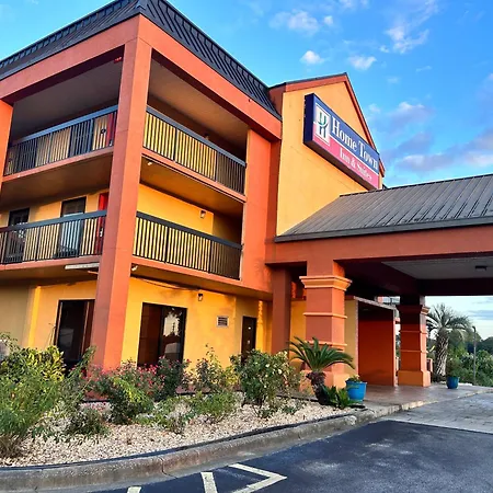Home Town Inn & Suites-3