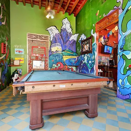 La Brisa Loca Hostel-2