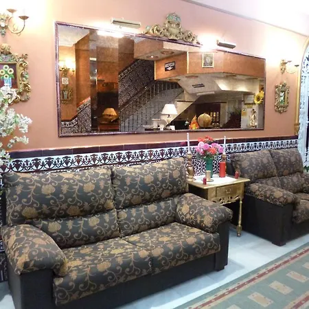 Hostal Virgen Del Rocio-3