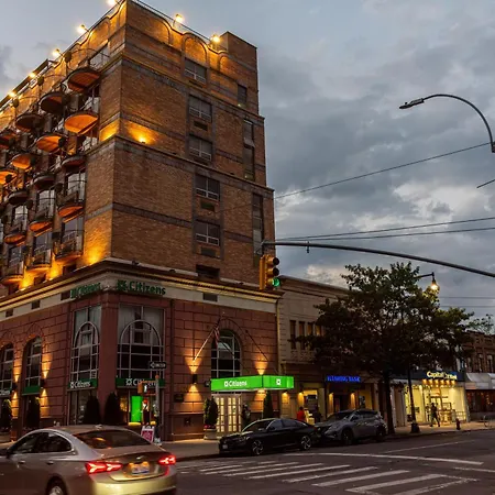 The Avenue Plaza-3