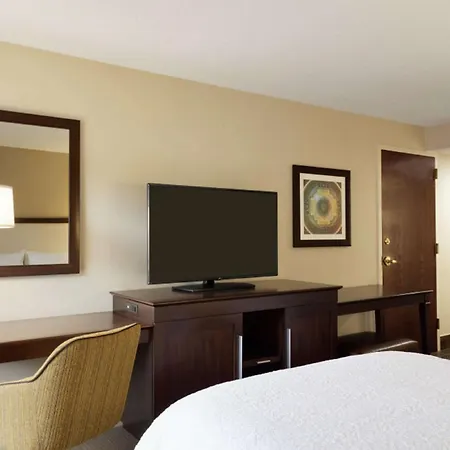 Hampton Inn And Suites Springdale-3