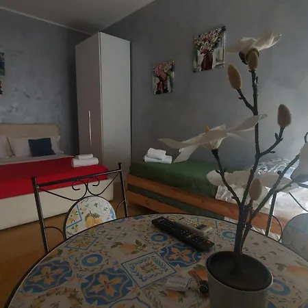 Marconi Rooms Alloggio Segreto-2