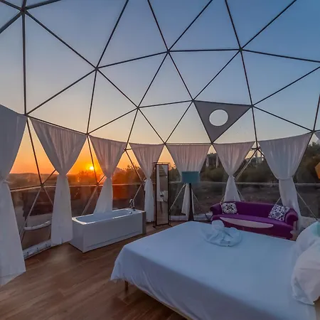 Glamping Skies - Adults Only-2