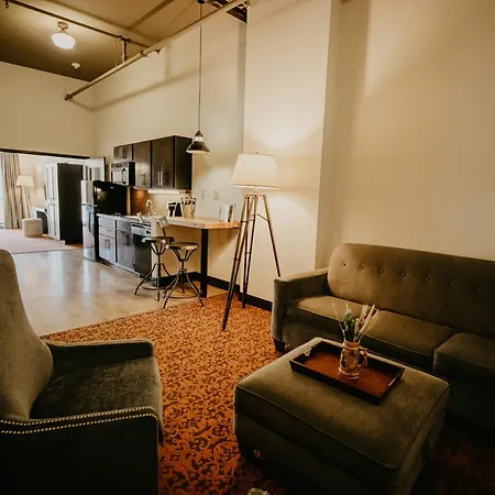 Brewhouse Inn And Suites-2