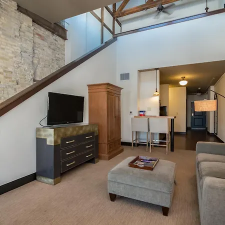 Brewhouse Inn And Suites-3