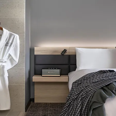Ac Hotel By Marriott Melbourne Southbank-3