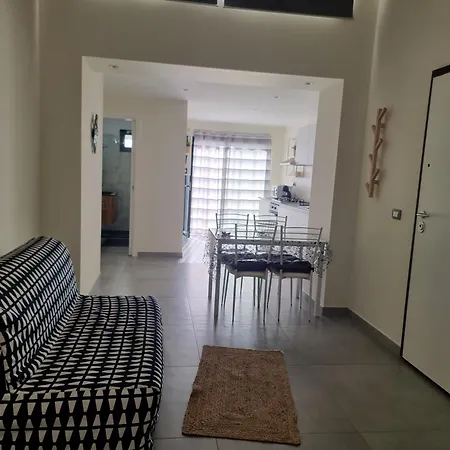 Suite Meghan Home-2