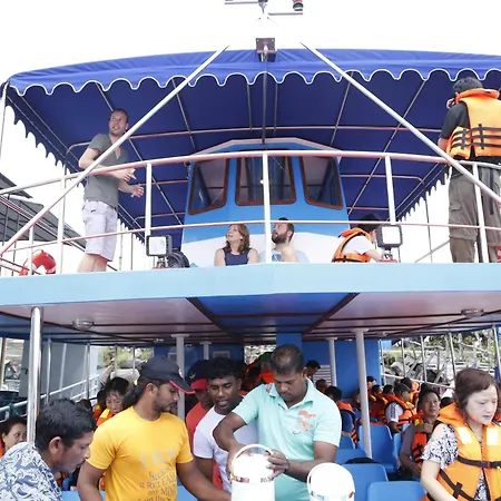 Paradise Beach Resort & Diving School-3