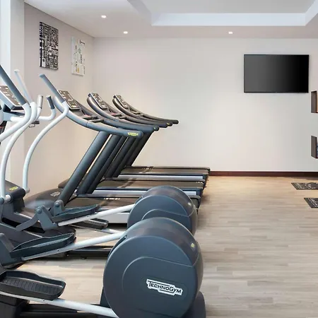 Hampton By Hilton Dubai Al Barsha-2