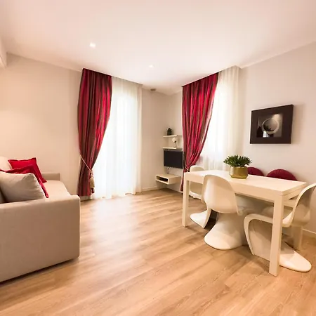 Residence Lungomare - Charming Apartments-2