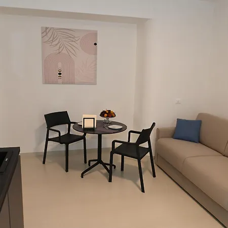 Lebum Apartments & Suites-3