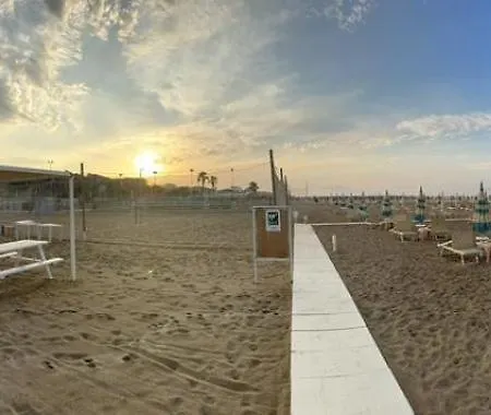 Hotel Neyra Beach-3