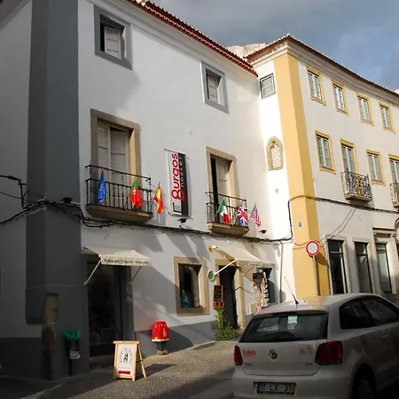 Burgos Guest House-3