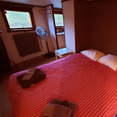 B&B B³ Boat-2