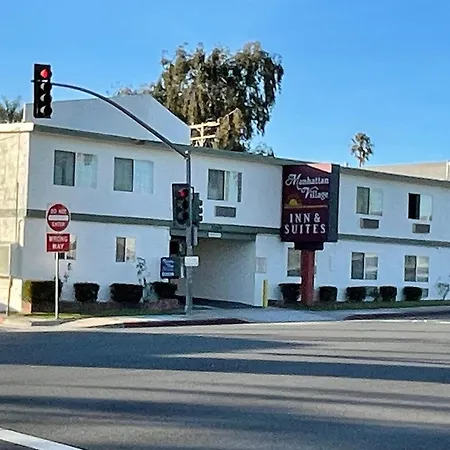 Manhattan Inn & Suites-2