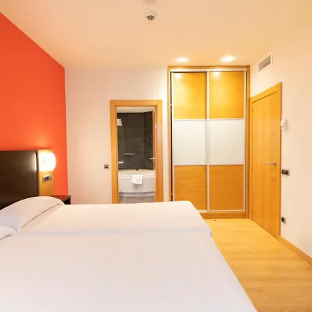 Apartamentos Maritimo Ris con garaje-2