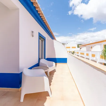 Oasis Beach Apartments-2