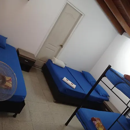 Yellow House Hostel-2