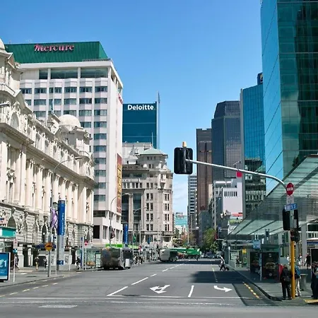 Base Auckland-3