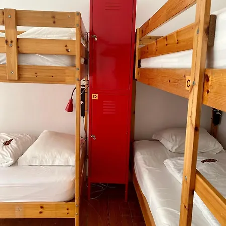 Lisbon Chillout Hostel Privates-2