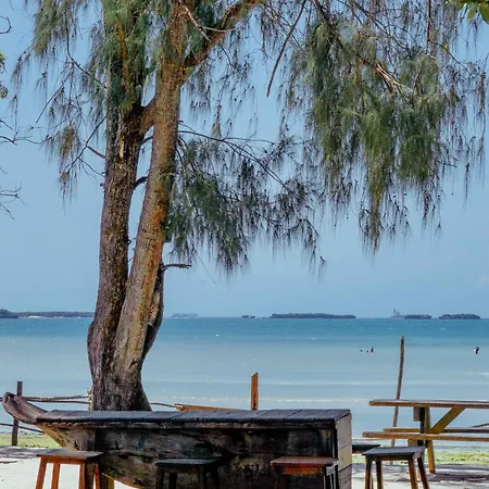 Mikadi Beach Camp&Backpackers-3