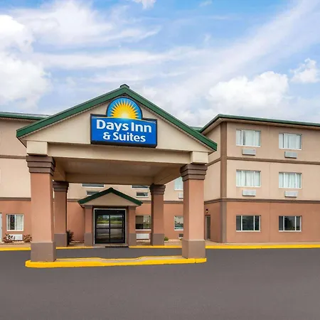 Days Inn & Suites By Wyndham Morris I-80-2