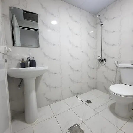 Staycation Full Studio Apartment 0619-3