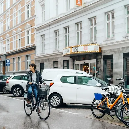 MEININGER Hotel Copenhagen-2