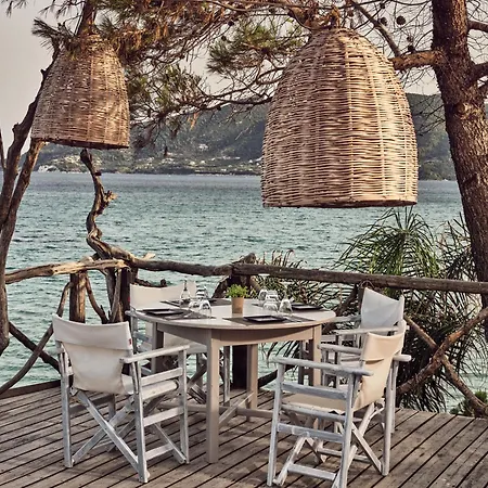 Gloria Maris Hotel Suites And Villas-2