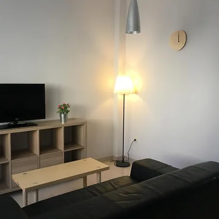 Apartamentos El Palo-3