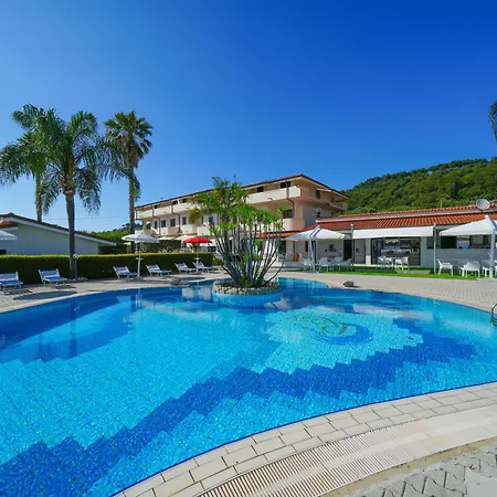 Rosy Hotel Residence-2