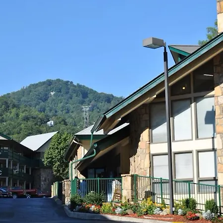 Laurel Point Resort-3