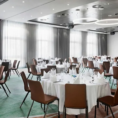 Courtyard By Marriott Basel-2