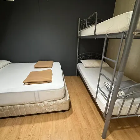 Snooze Inn @Dunlop Street-2