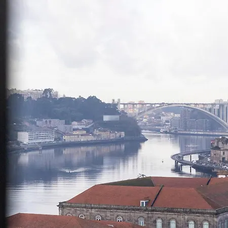 Authentic Porto House-3